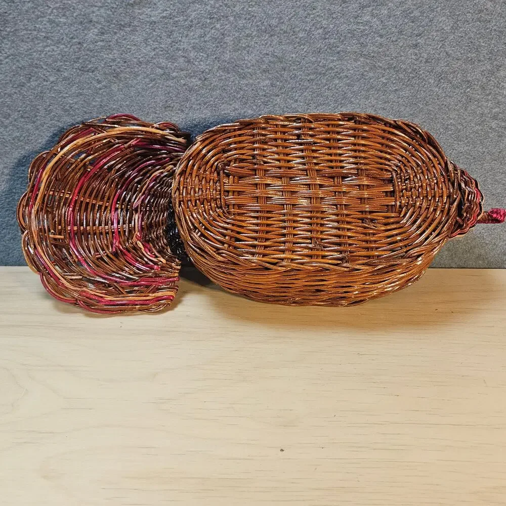 Vintage Hand-woven Wicker Turkey Basket Thanksgiving Centerpiece Decor Rustic